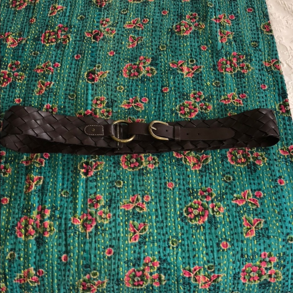 ESSENTIEL leather belt
